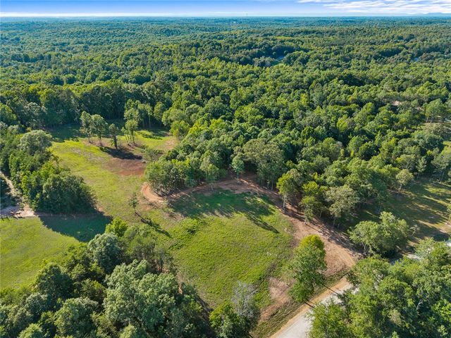 75 Hidden Acres Trail, Pelzer, SC 29669