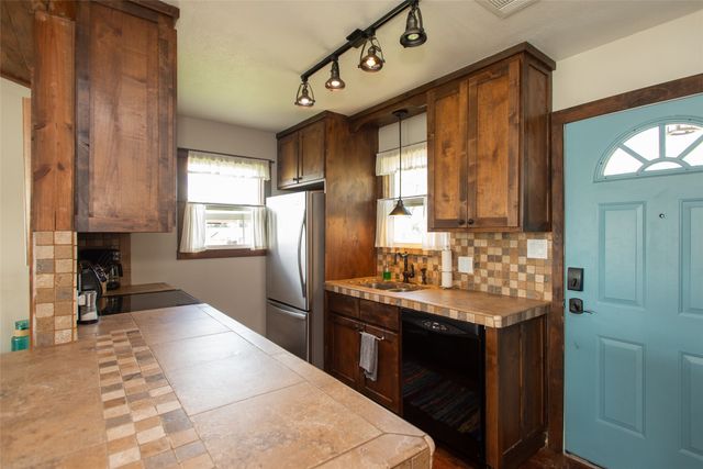 113 Dolly Drive, Mabank, TX 75156