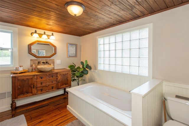 113 Dolly Drive, Mabank, TX 75156