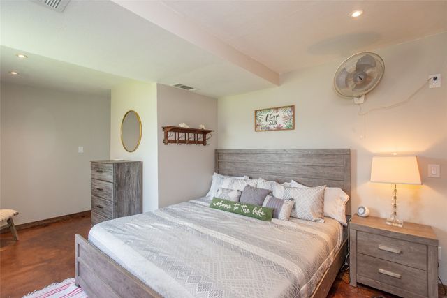 113 Dolly Drive, Mabank, TX 75156