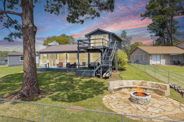 113 Dolly Drive, Mabank, TX 75156