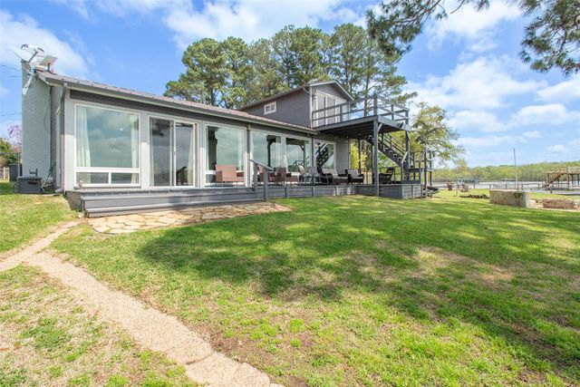 113 Dolly Drive, Mabank, TX 75156