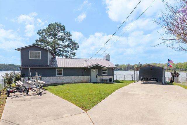 113 Dolly Drive, Mabank, TX 75156
