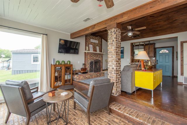 113 Dolly Drive, Mabank, TX 75156