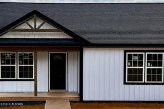 176 Granby Lane, Harrogate, TN 37752