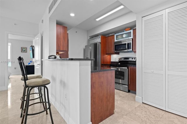 7350 SW 89th Street 1411S, Miami, FL 33156