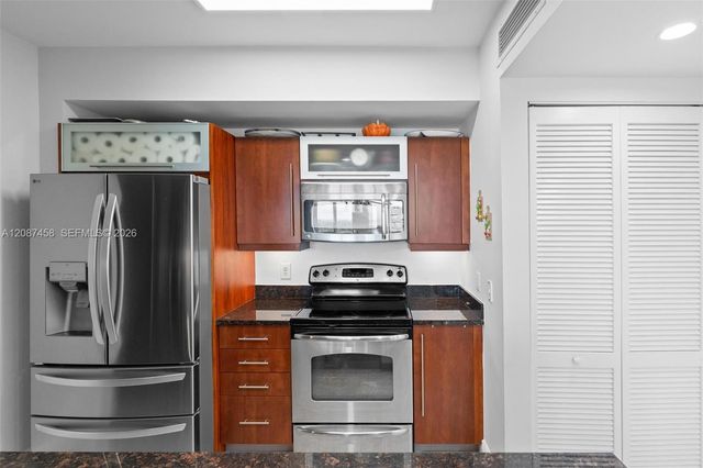 7350 SW 89th Street 1411S, Miami, FL 33156