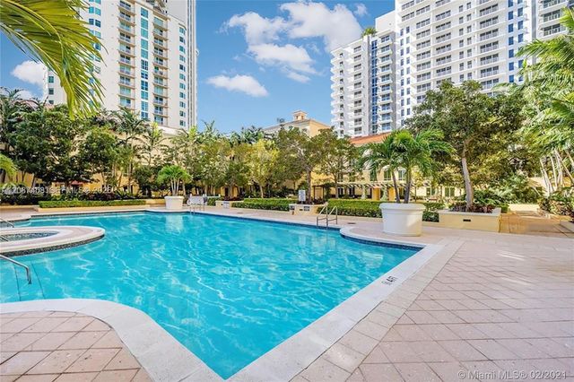 7350 SW 89th Street 1411S, Miami, FL 33156