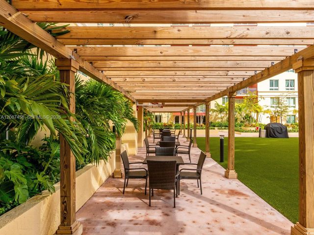 7350 SW 89th Street 1411S, Miami, FL 33156