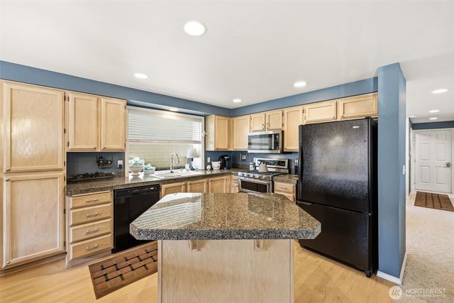 8310 61st Street W, University Place, WA 98467