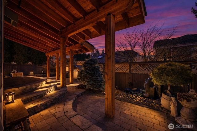 8310 61st Street W, University Place, WA 98467