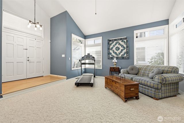 8310 61st Street W, University Place, WA 98467