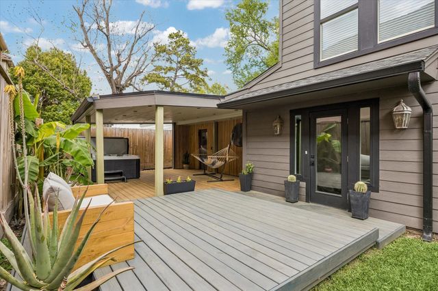 7703 Bobbitt Lane D, Houston, TX 77055