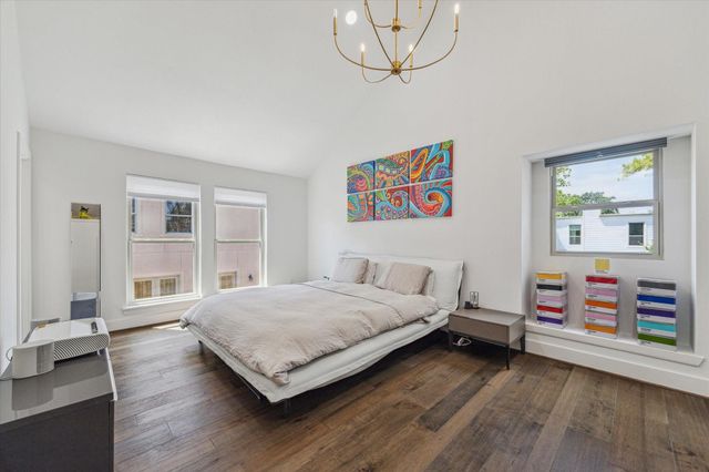 7703 Bobbitt Lane D, Houston, TX 77055