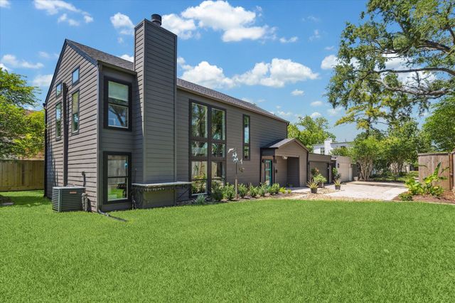 7703 Bobbitt Lane D, Houston, TX 77055