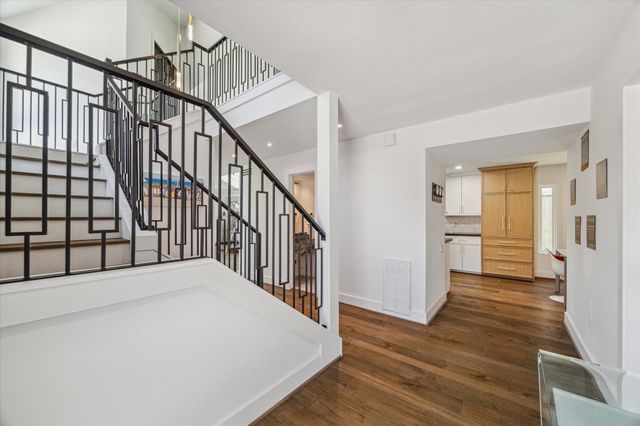 7703 Bobbitt Lane D, Houston, TX 77055