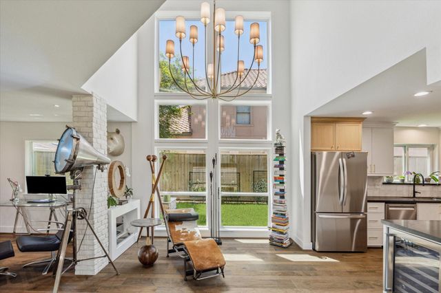 7703 Bobbitt Lane D, Houston, TX 77055