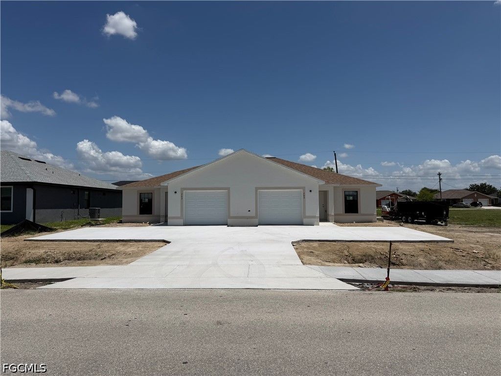 703 SE 8th ST, Cape Coral, FL 33990