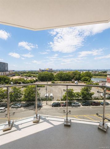 13336 37th Avenue 6E, Flushing, NY 11354