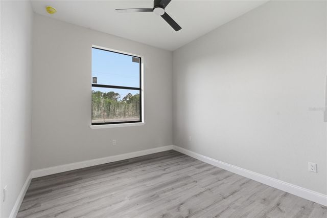 923 MILWAUKEE BOULEVARD, Lehigh Acres, FL 33974