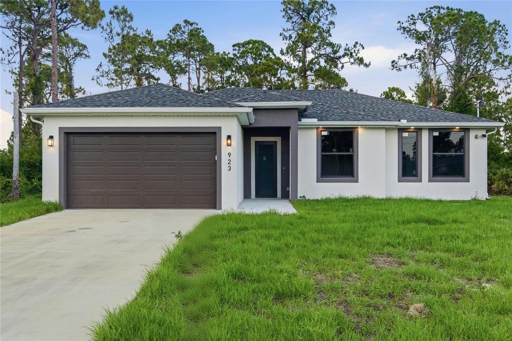 923 MILWAUKEE BOULEVARD, Lehigh Acres, FL 33974
