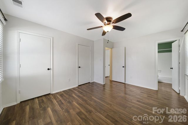 1424 Standish Place, Charlotte, NC 28216