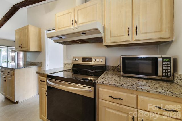 1424 Standish Place, Charlotte, NC 28216