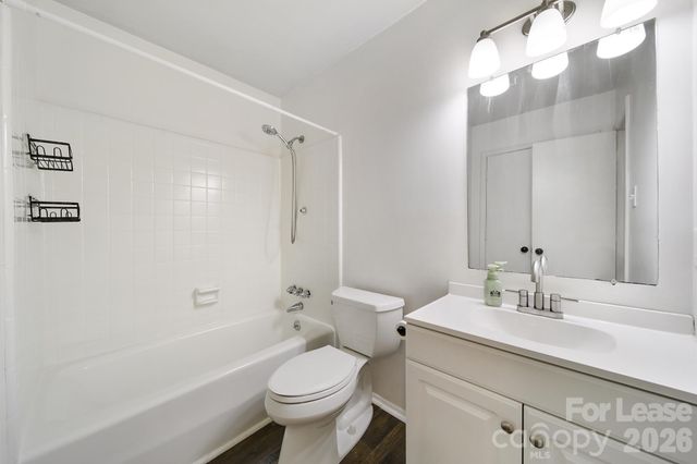 1424 Standish Place, Charlotte, NC 28216