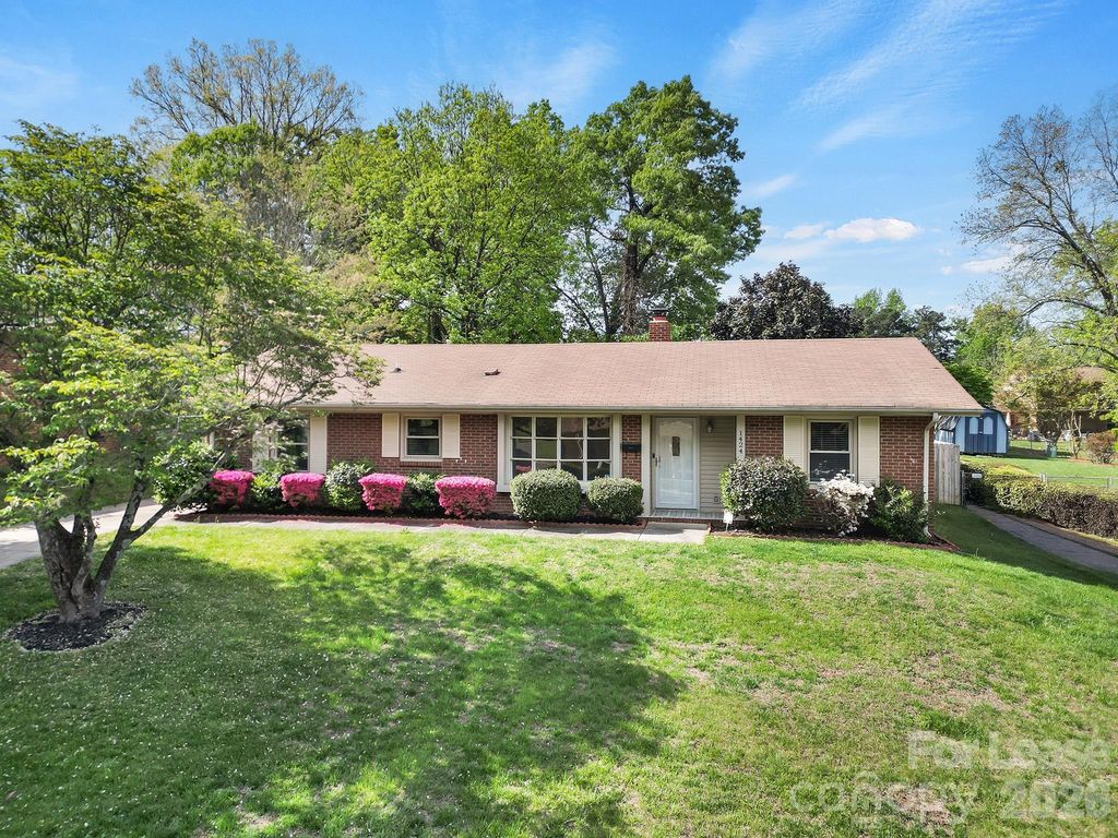 1424 Standish Place, Charlotte, NC 28216