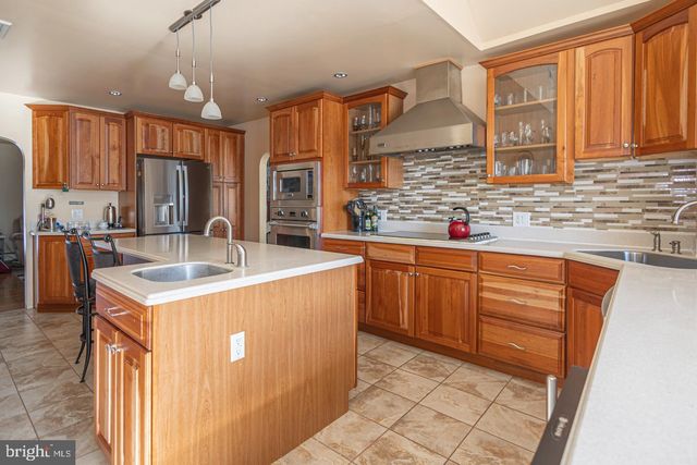 612 DOUBLE WOODS RD, Langhorne, PA 19047