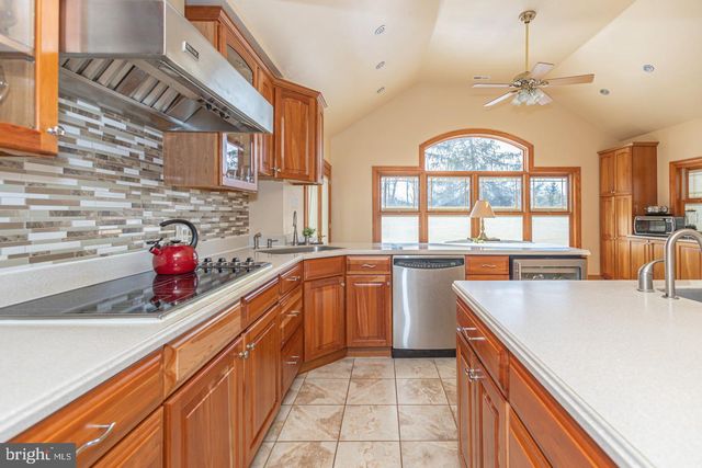 612 DOUBLE WOODS RD, Langhorne, PA 19047