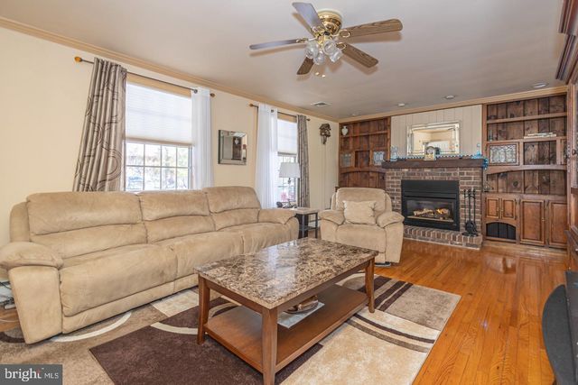 612 DOUBLE WOODS RD, Langhorne, PA 19047