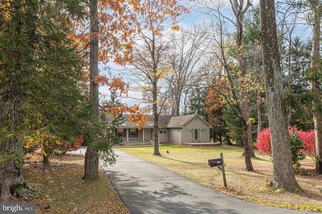 612 DOUBLE WOODS RD, Langhorne, PA 19047