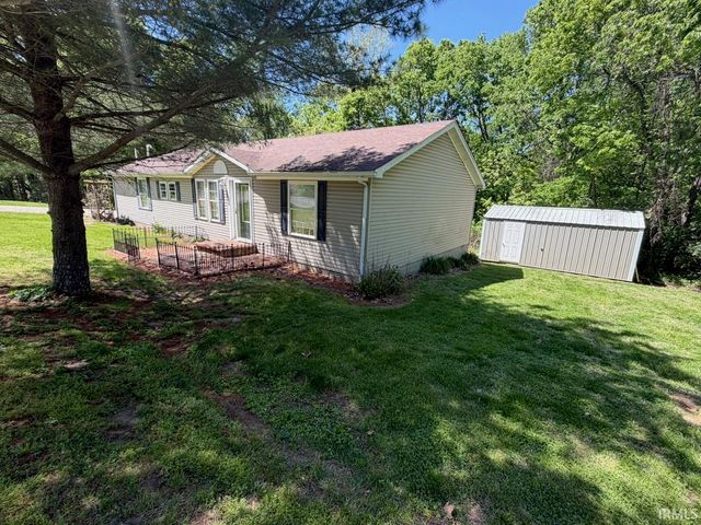 110 E Old Petersburg Road, Princeton, IN 47670