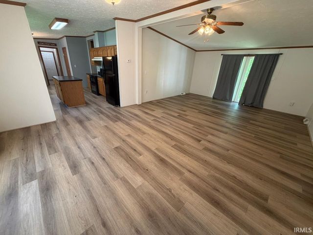 110 E Old Petersburg Road, Princeton, IN 47670
