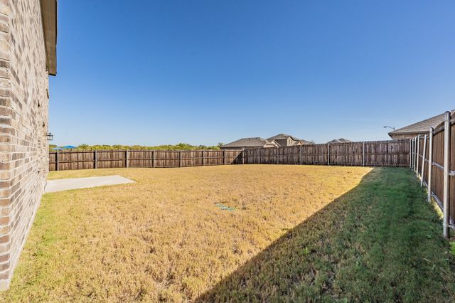 1 Winship Drive, Edgecliff Village, TX 76134