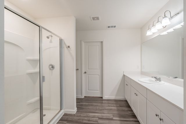 1 Winship Drive, Edgecliff Village, TX 76134