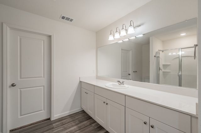 1 Winship Drive, Edgecliff Village, TX 76134