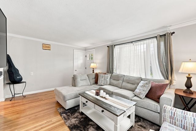 59 Piper Rd, West Springfield, MA 01089