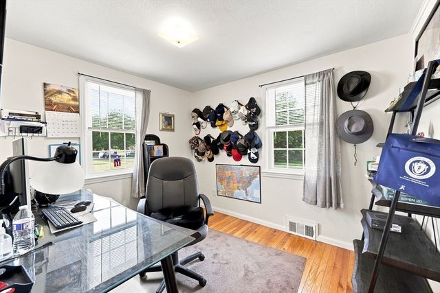 59 Piper Rd, West Springfield, MA 01089