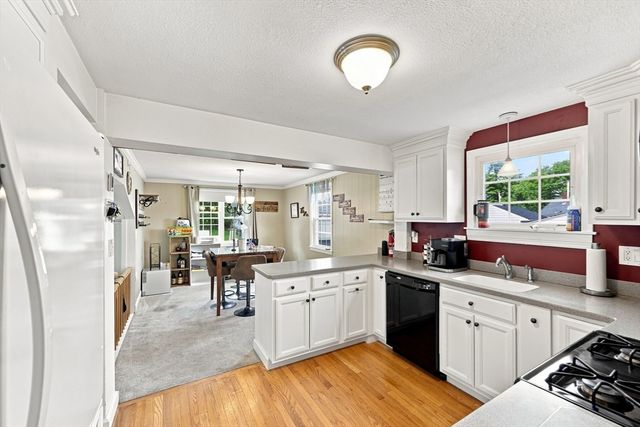 59 Piper Rd, West Springfield, MA 01089