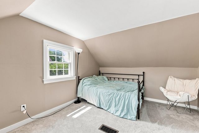 59 Piper Rd, West Springfield, MA 01089