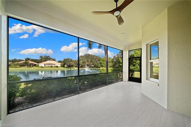 878 Vistana CIR, Naples, FL 34119