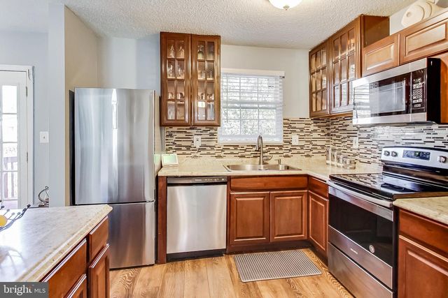 6730 MOUNTAIN LAKE PL, Capitol Heights, MD 20743