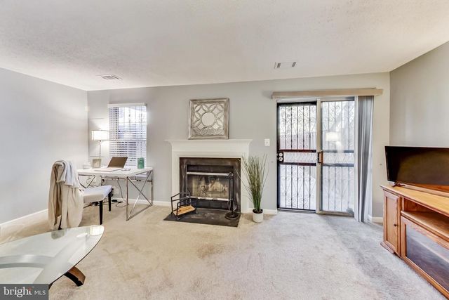 6730 MOUNTAIN LAKE PL, Capitol Heights, MD 20743