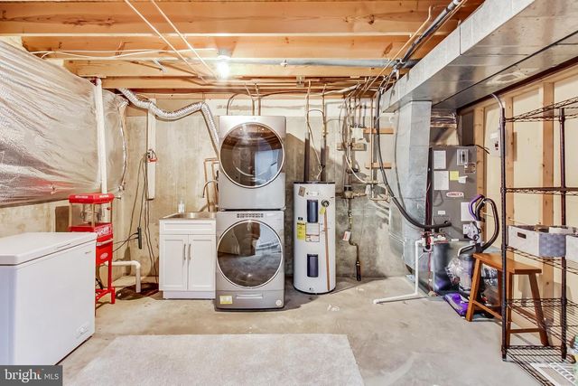 6730 MOUNTAIN LAKE PL, Capitol Heights, MD 20743