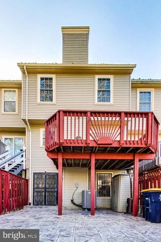 6730 MOUNTAIN LAKE PL, Capitol Heights, MD 20743