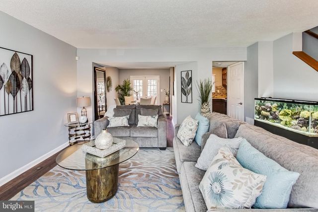 6730 MOUNTAIN LAKE PL, Capitol Heights, MD 20743