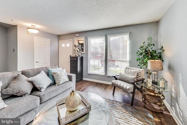 6730 MOUNTAIN LAKE PL, Capitol Heights, MD 20743