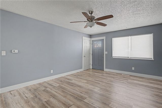 348 N 14th Street, Rogers, AR 72756